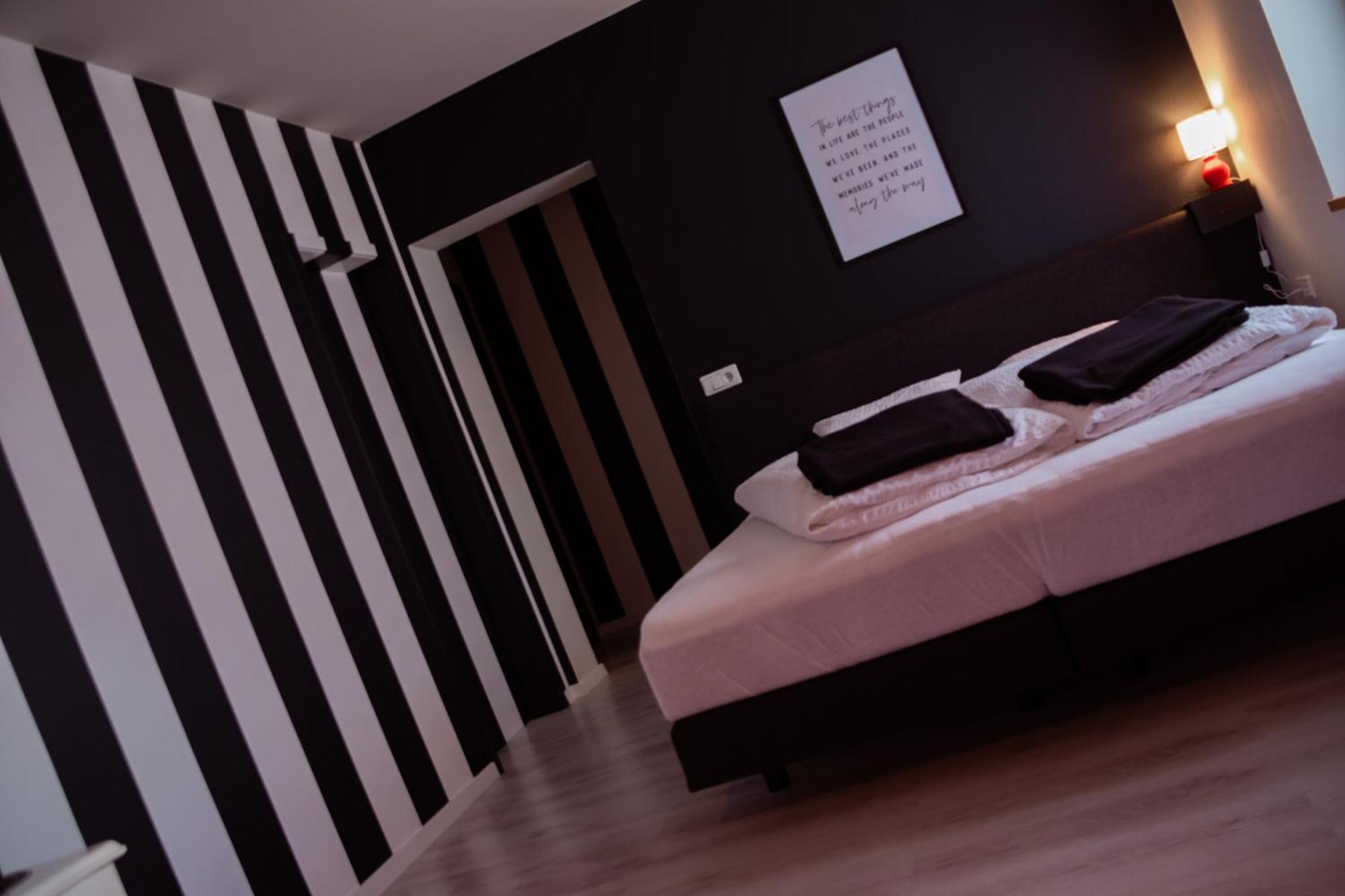 Garni Unterwegguetl Bed and Breakfast Naturns Εξωτερικό φωτογραφία